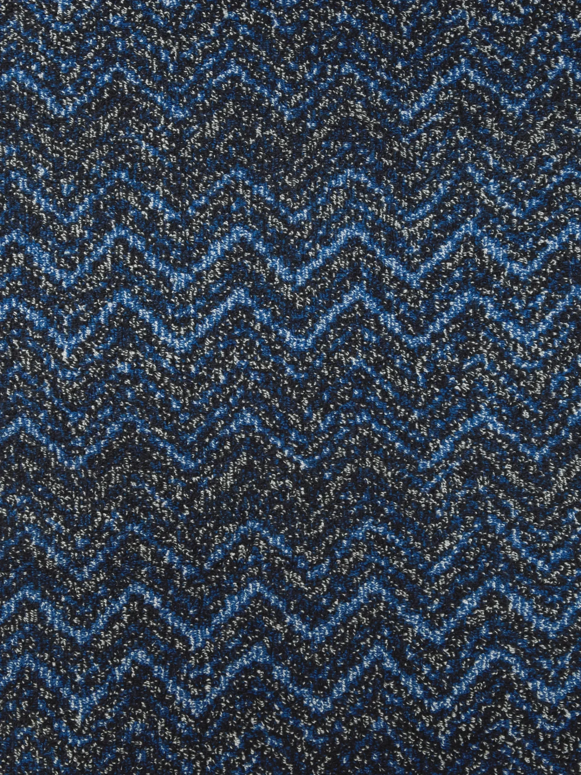 Azul 115x70 cm towel in cotton terry with chevron pattern