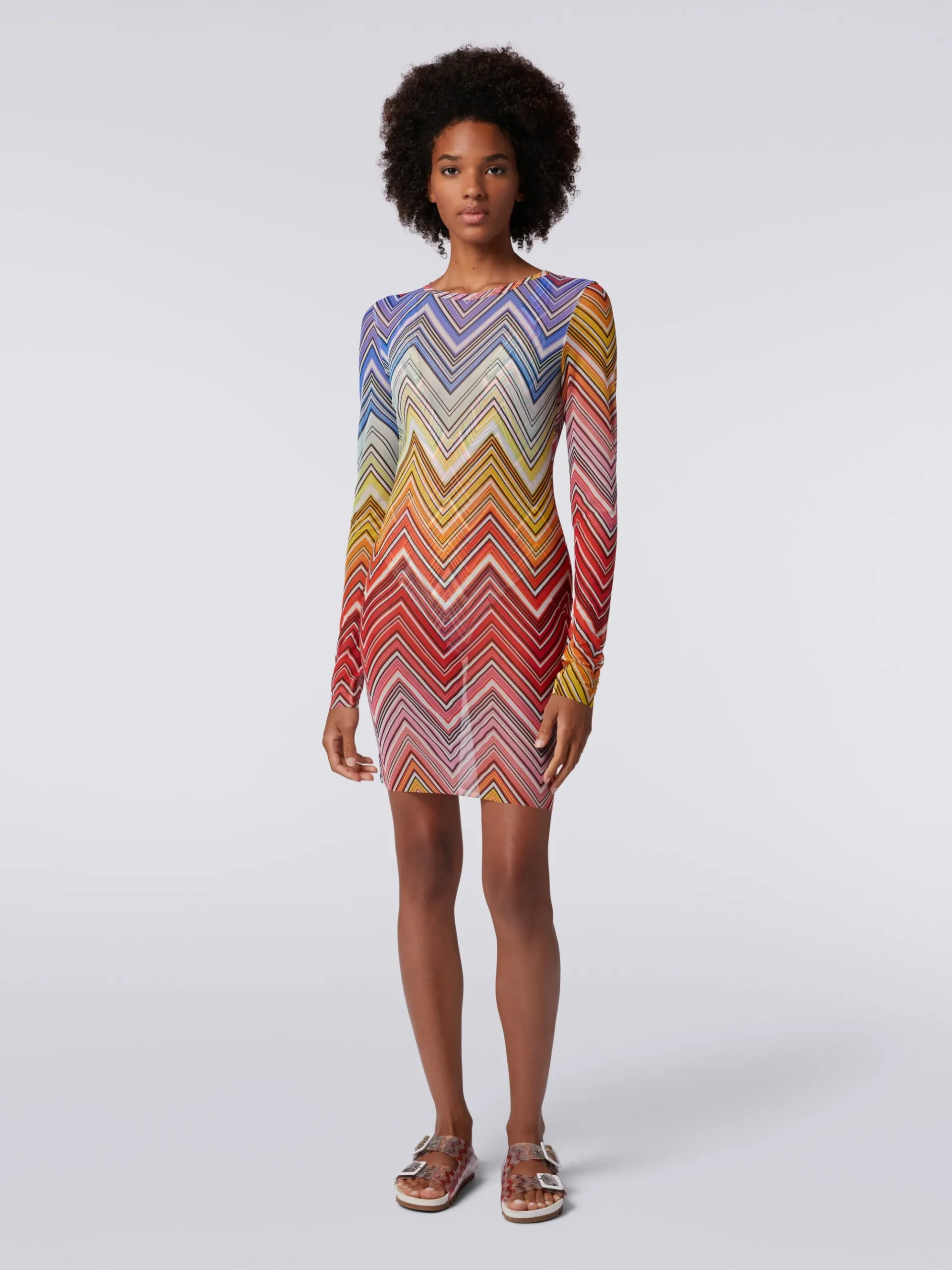 Beach dress in zigzag print tulle