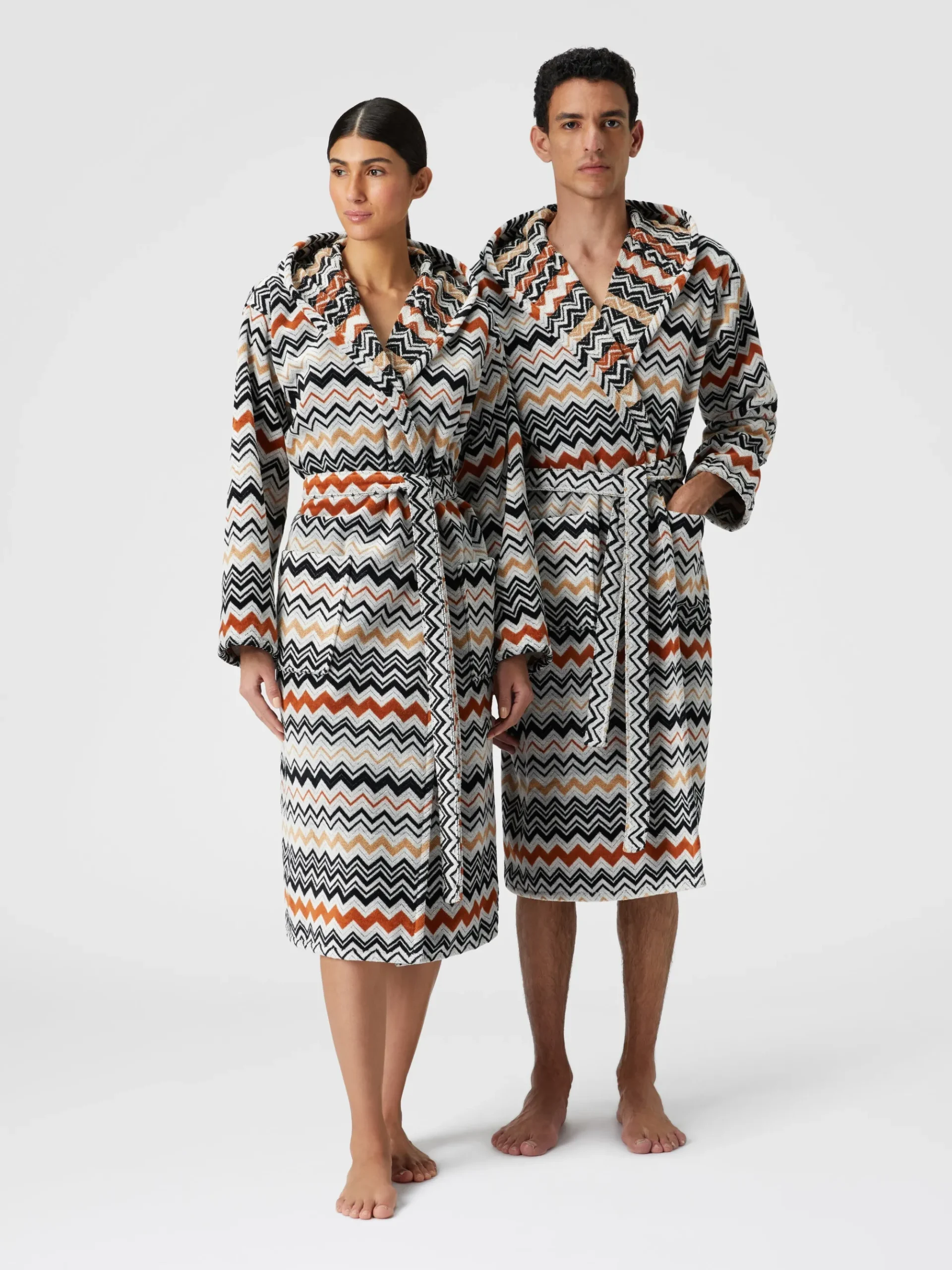 Bernard bathrobe in cotton terry with zigzag pattern