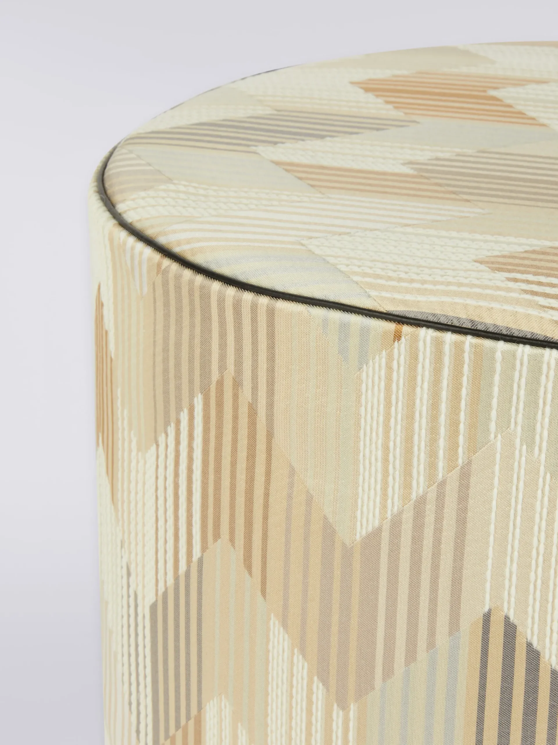 Betulla 40x30 cm cylindrical pouffe with chevron pattern and stripes