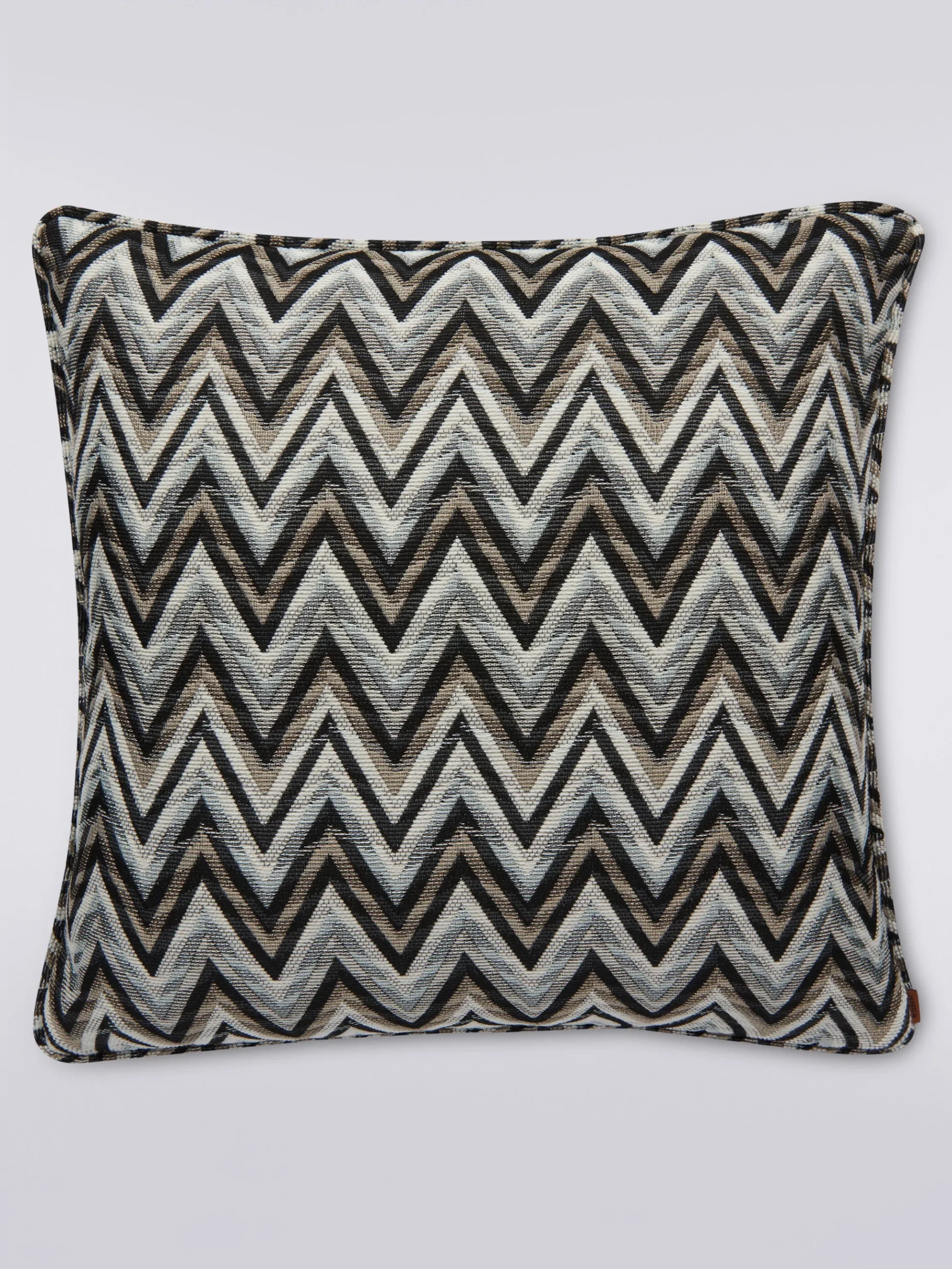 Bleatched Cushion 60X60