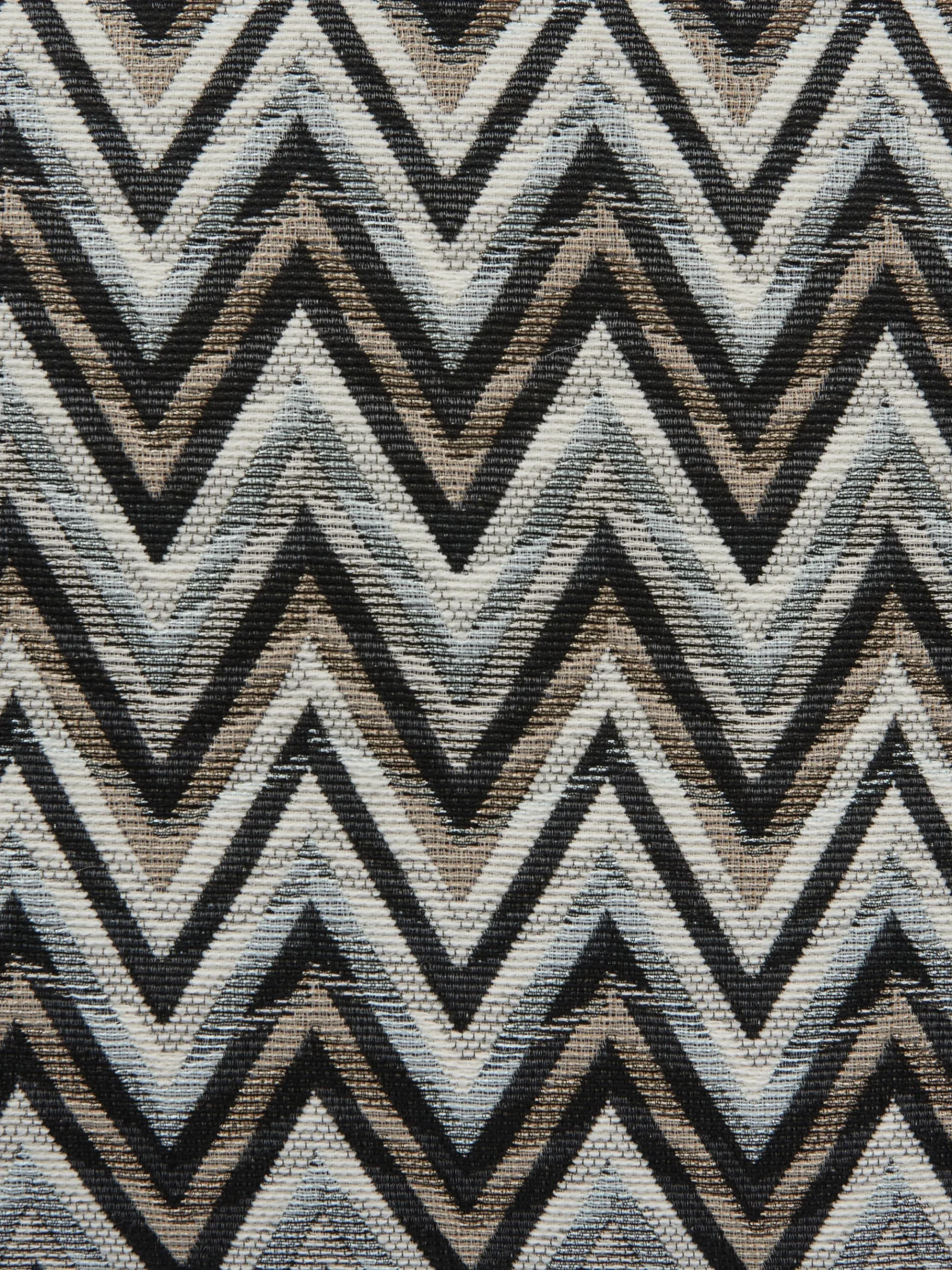 Bleatched Cushion 60X60