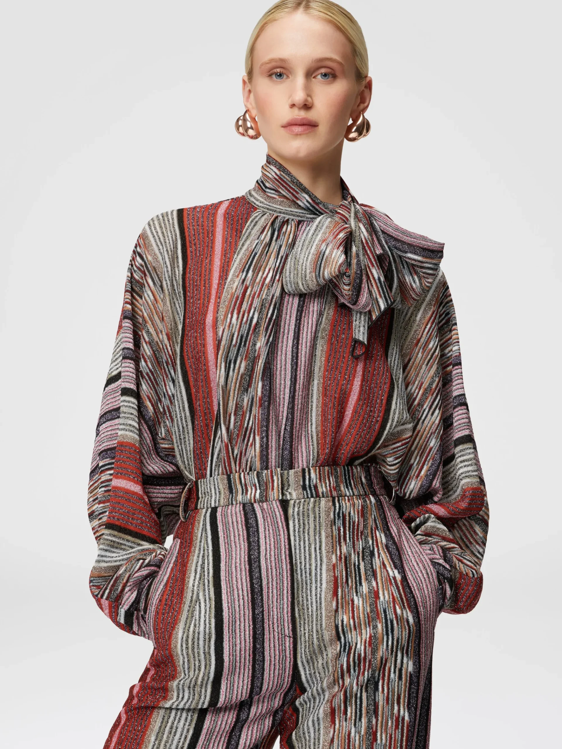 Blouse with lamé viscose scarf collar
