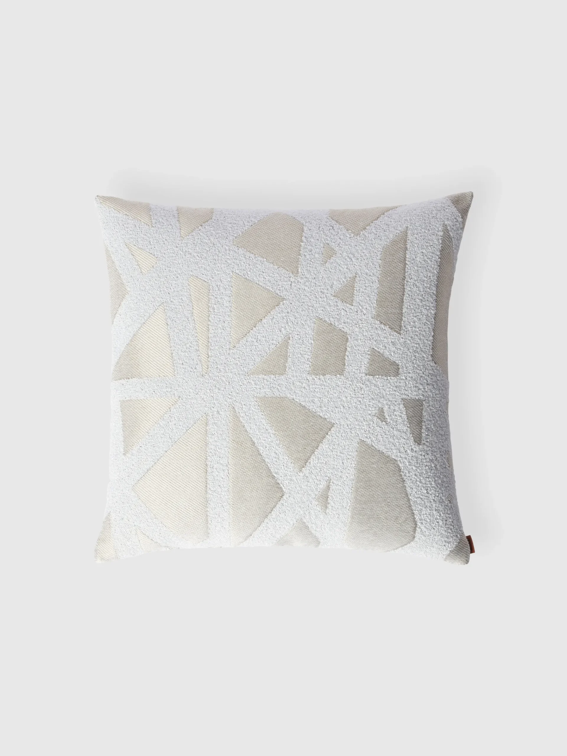 Bouclé Nastri outdoor cushion 50x50 cm