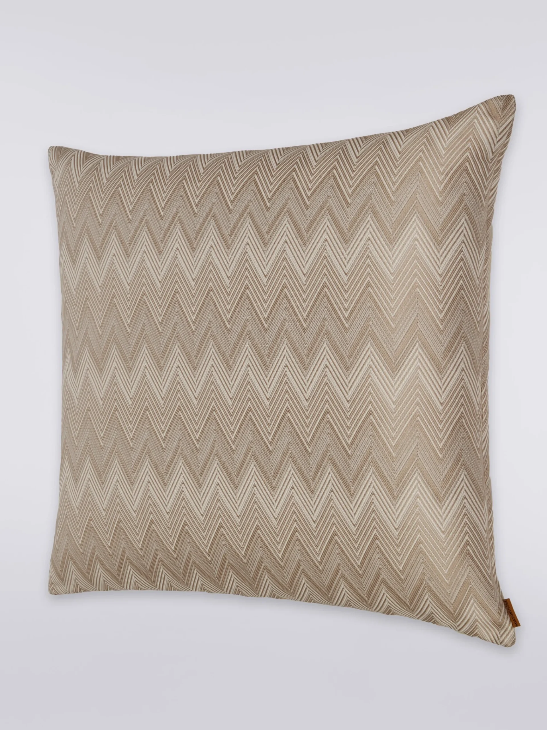 Brest cushion 50x50 cm