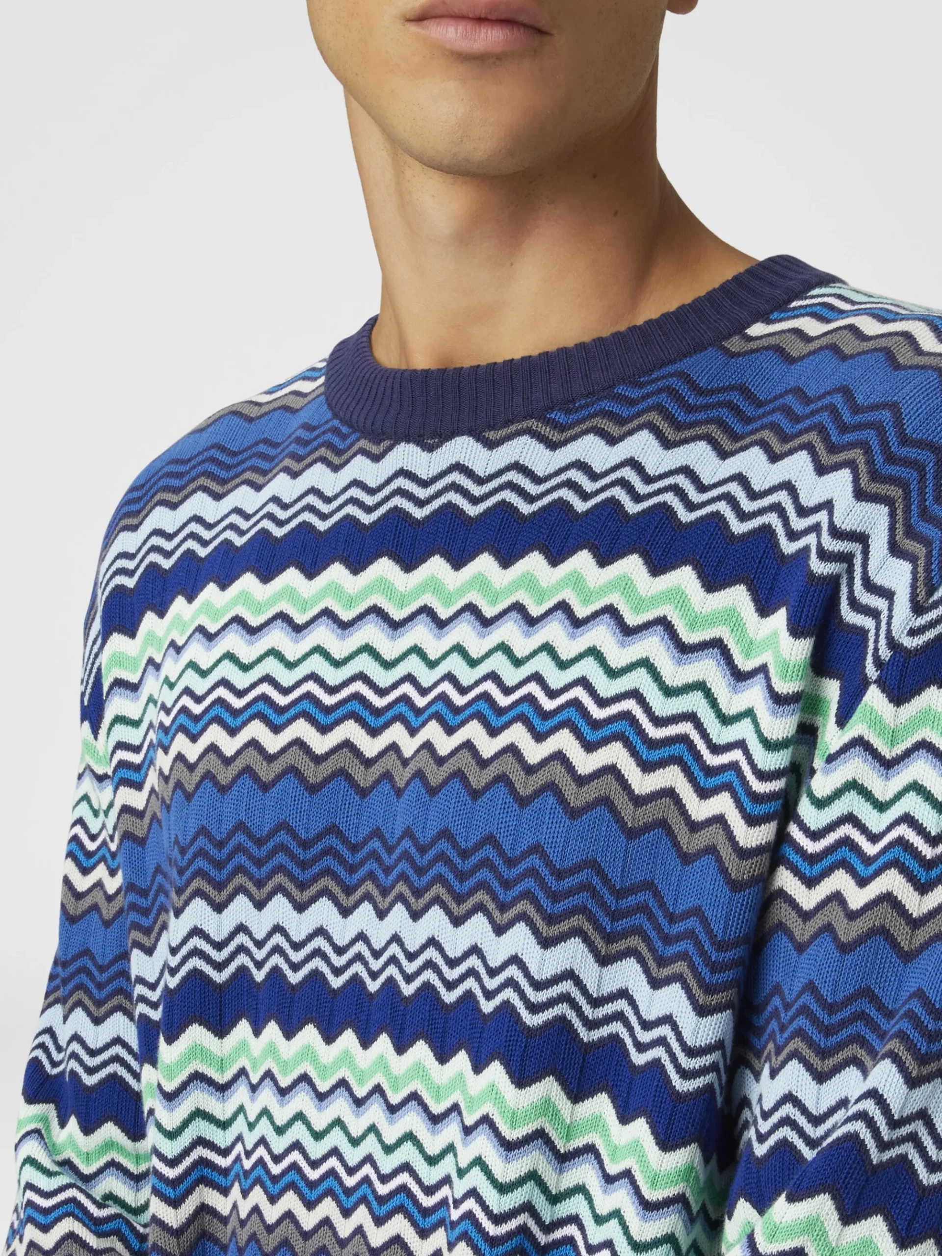 Cotton crew-neck pullover with micro zigzag and contrasting piping