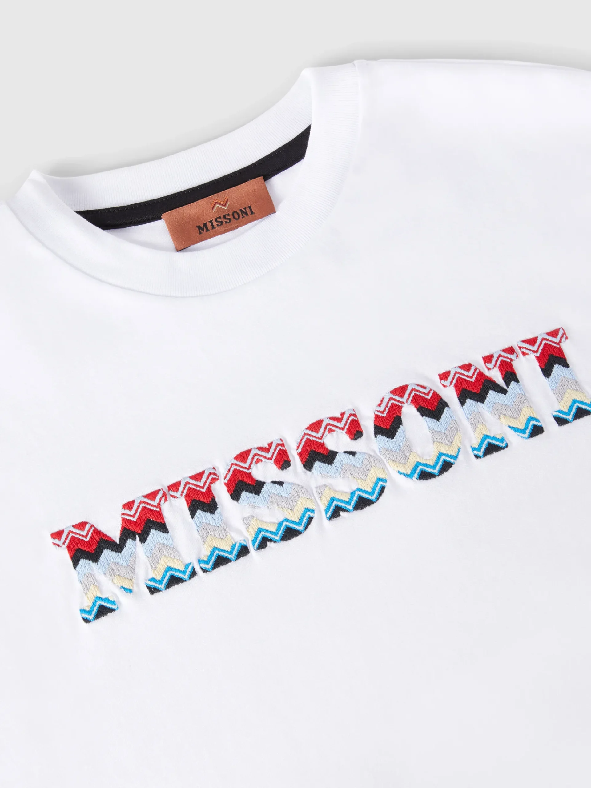 Cotton crewneck T-shirt with zig zag embroidered logo