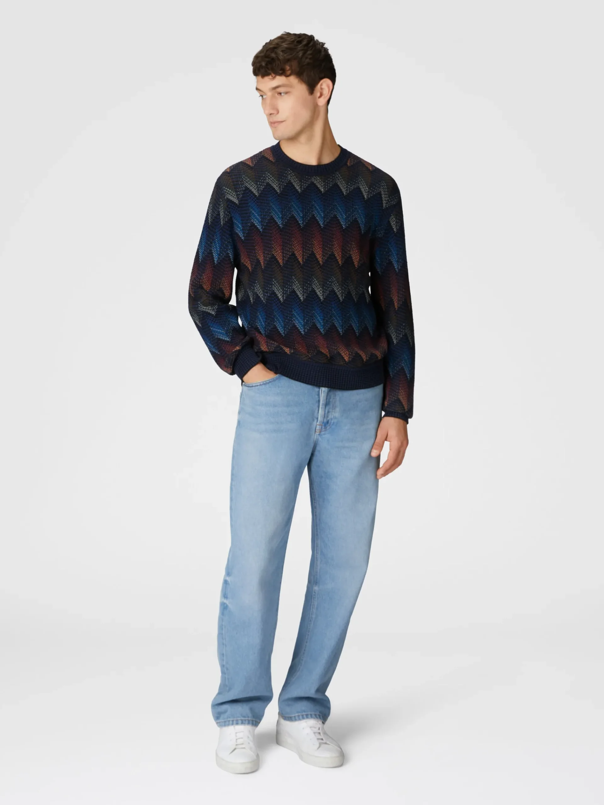 Crewneck sweater in gradient cotton chevron blend with contrasting piping