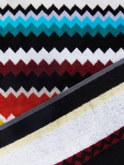 Curt 100x180 cm beach towel in zigzag cotton terry cloth