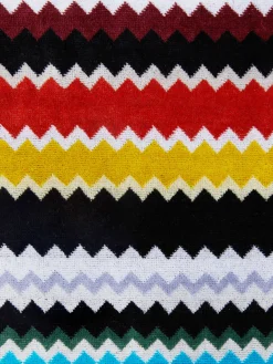 Curt 100x180 cm beach towel in zigzag cotton terry cloth