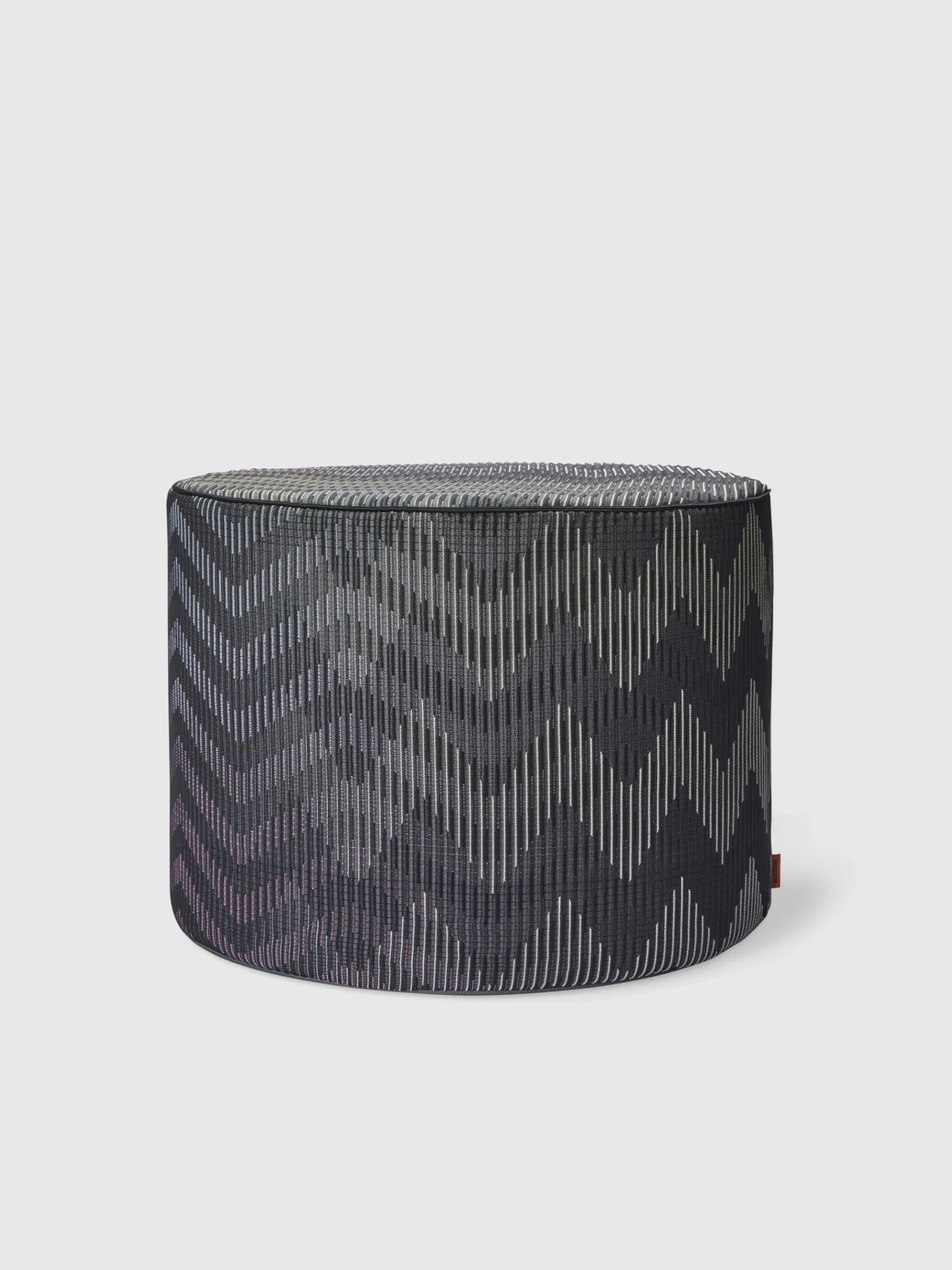 Dinamico cylindrical pouffe 40x30 cm with zigzag pattern