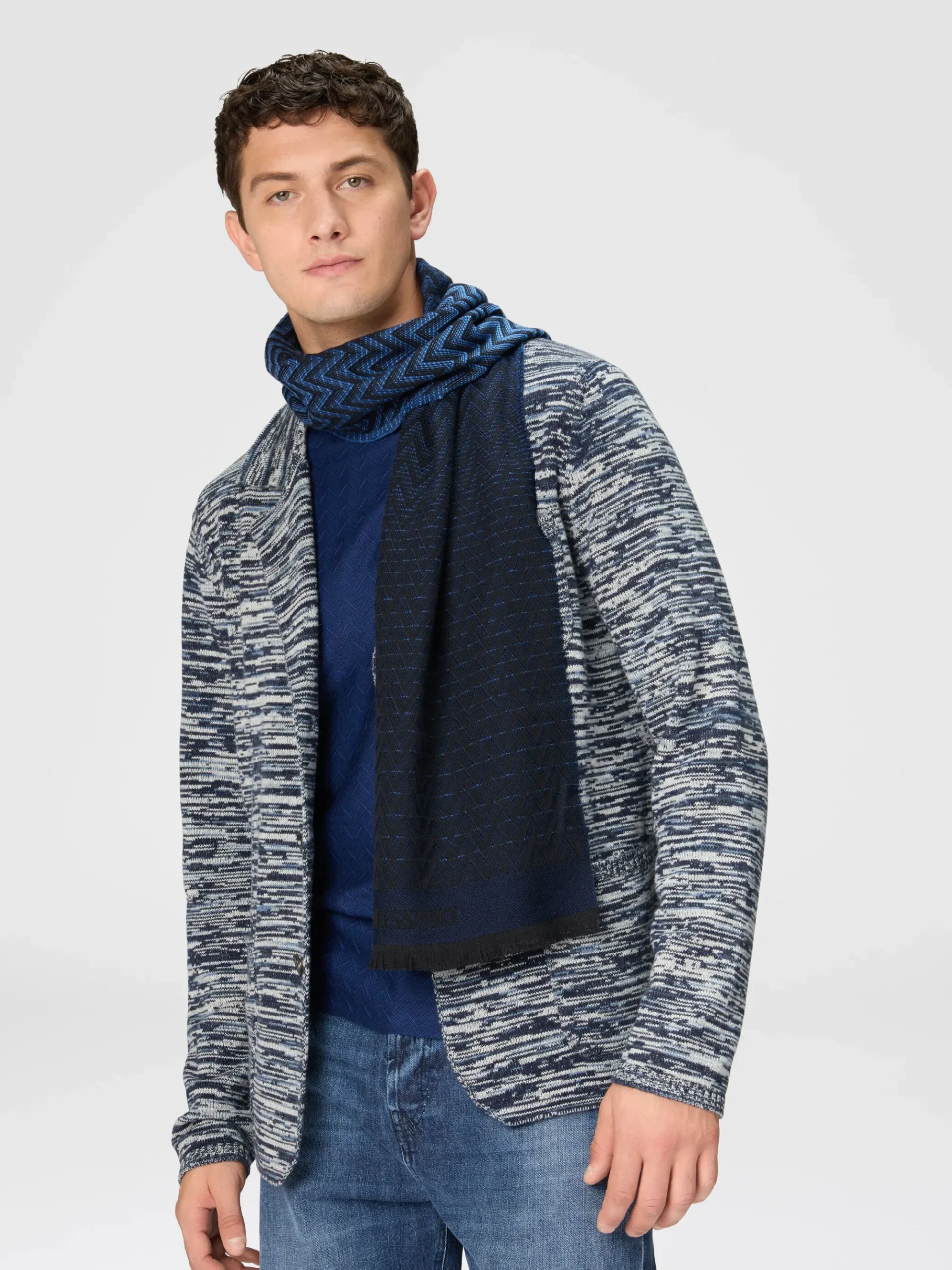Double-sided zigzag wool scarf