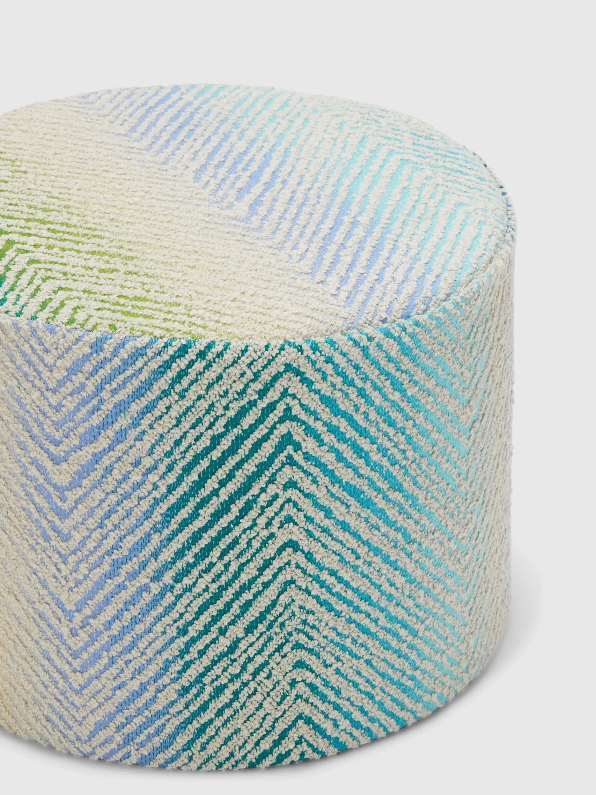 Island 40x30 cm cylindrical outdoor pouffe zigzag bouclé