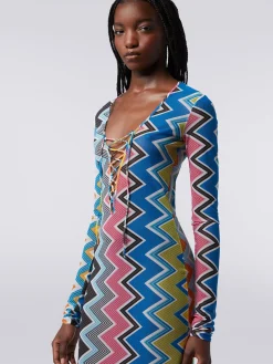 Long cover-up dress in zigzag print tulle