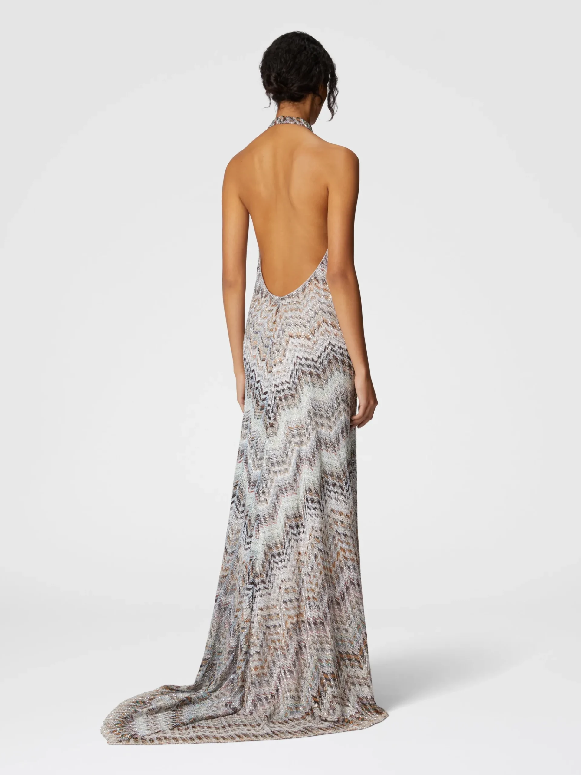 Long dress with halter neckline in lamé viscose blend