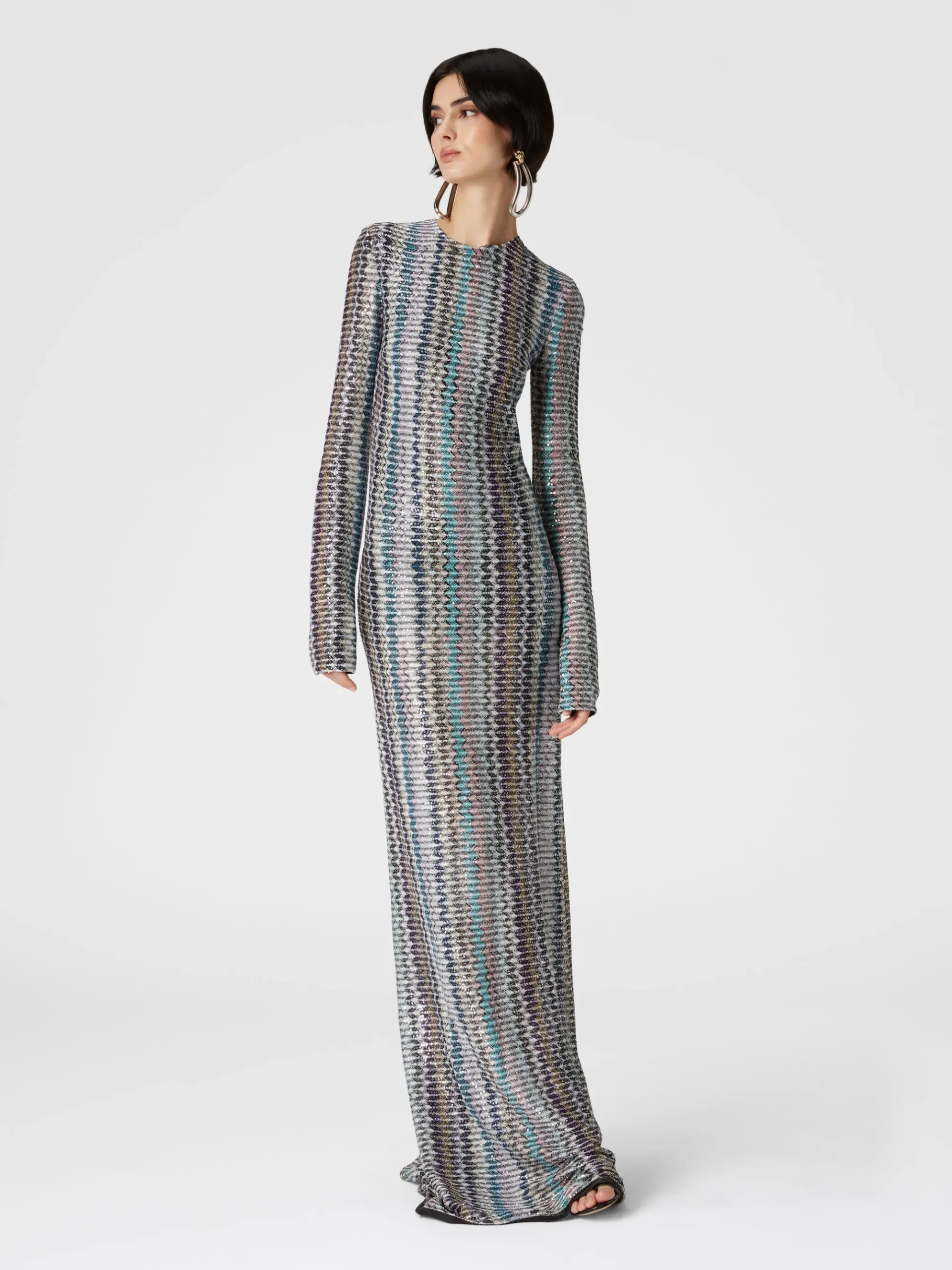 Long dress with sequins and cut-out detail