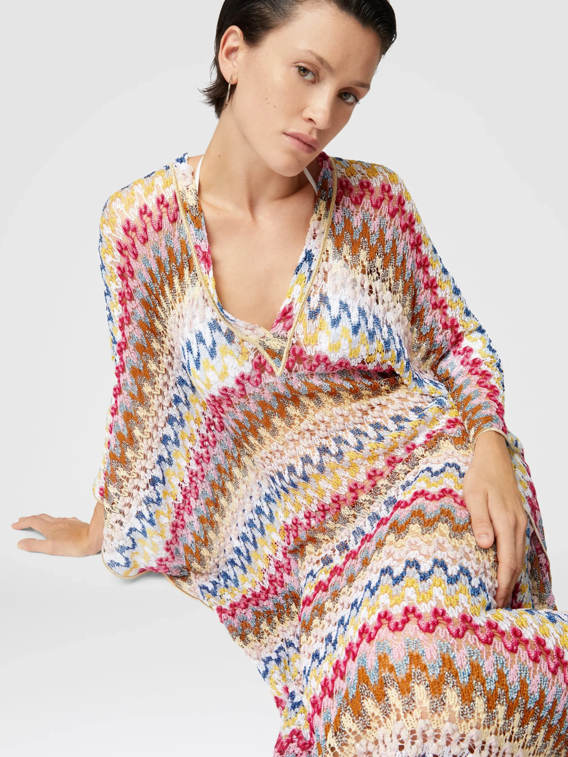 Long kaftan in lamé viscose lace