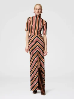 Long skirt with mazxi-slit in cotton and viscose