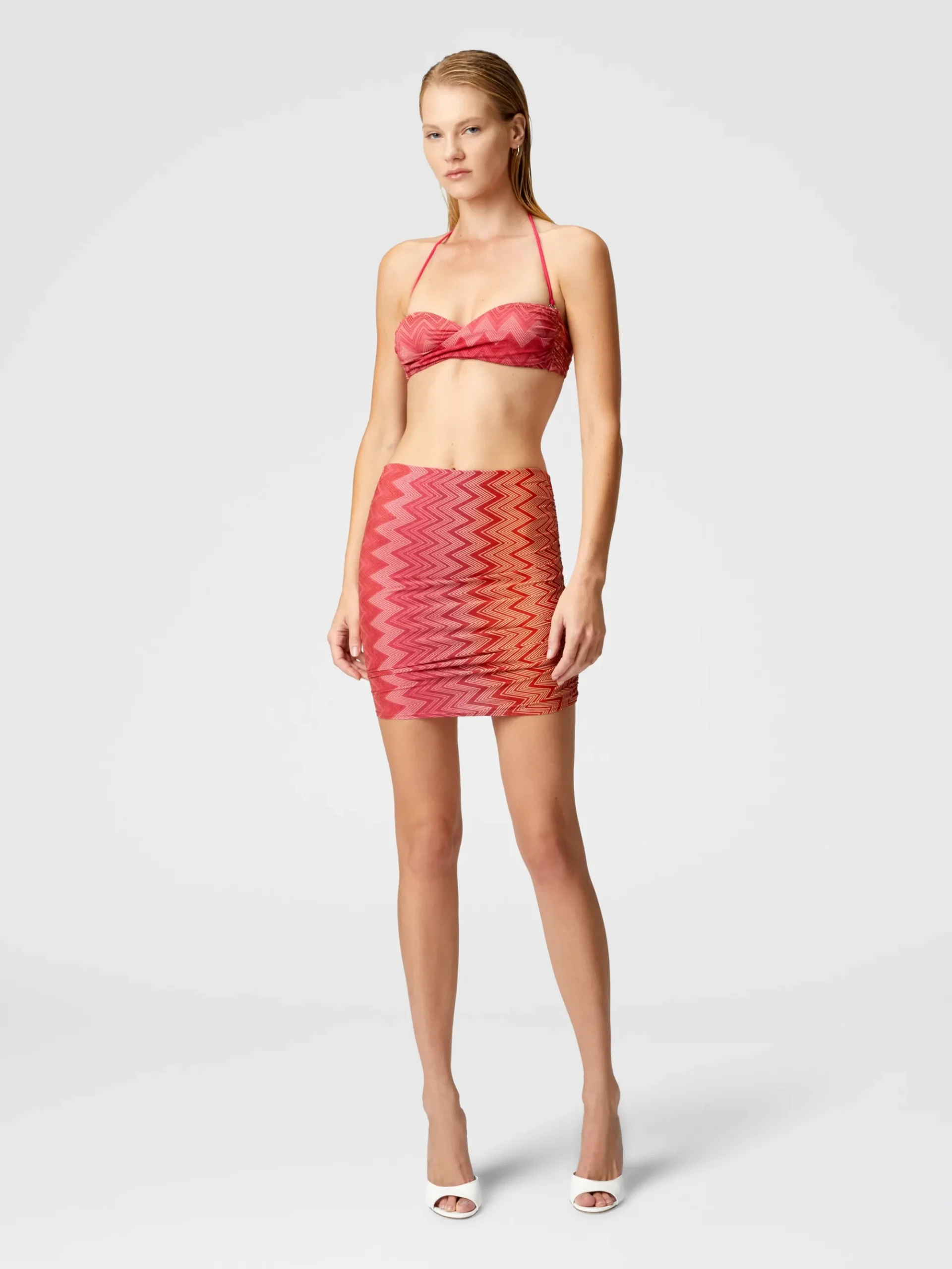 Minskirt cover-up in stretch nylon zig zag lamé