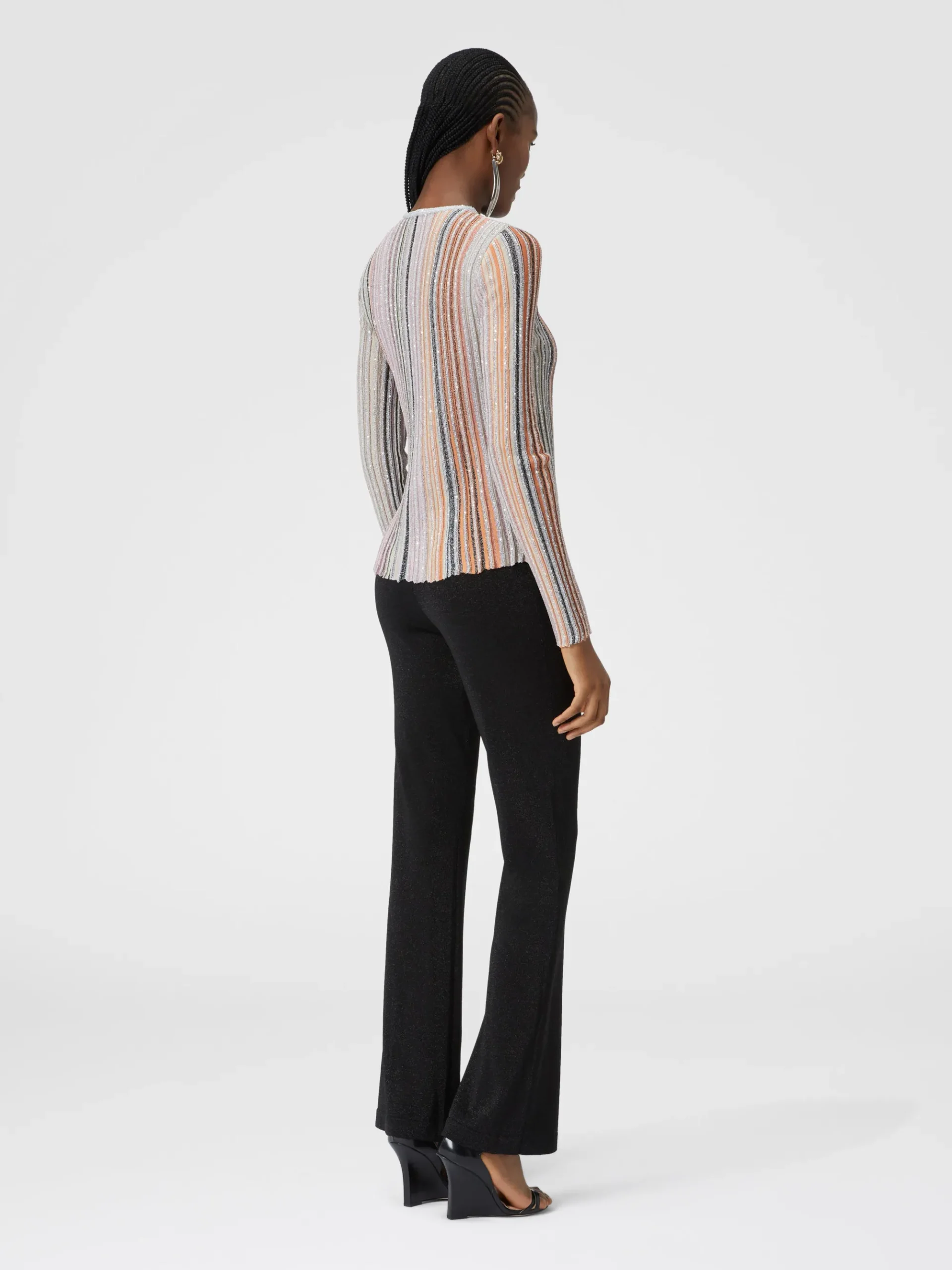 Partialized ribbed sweater with sequins