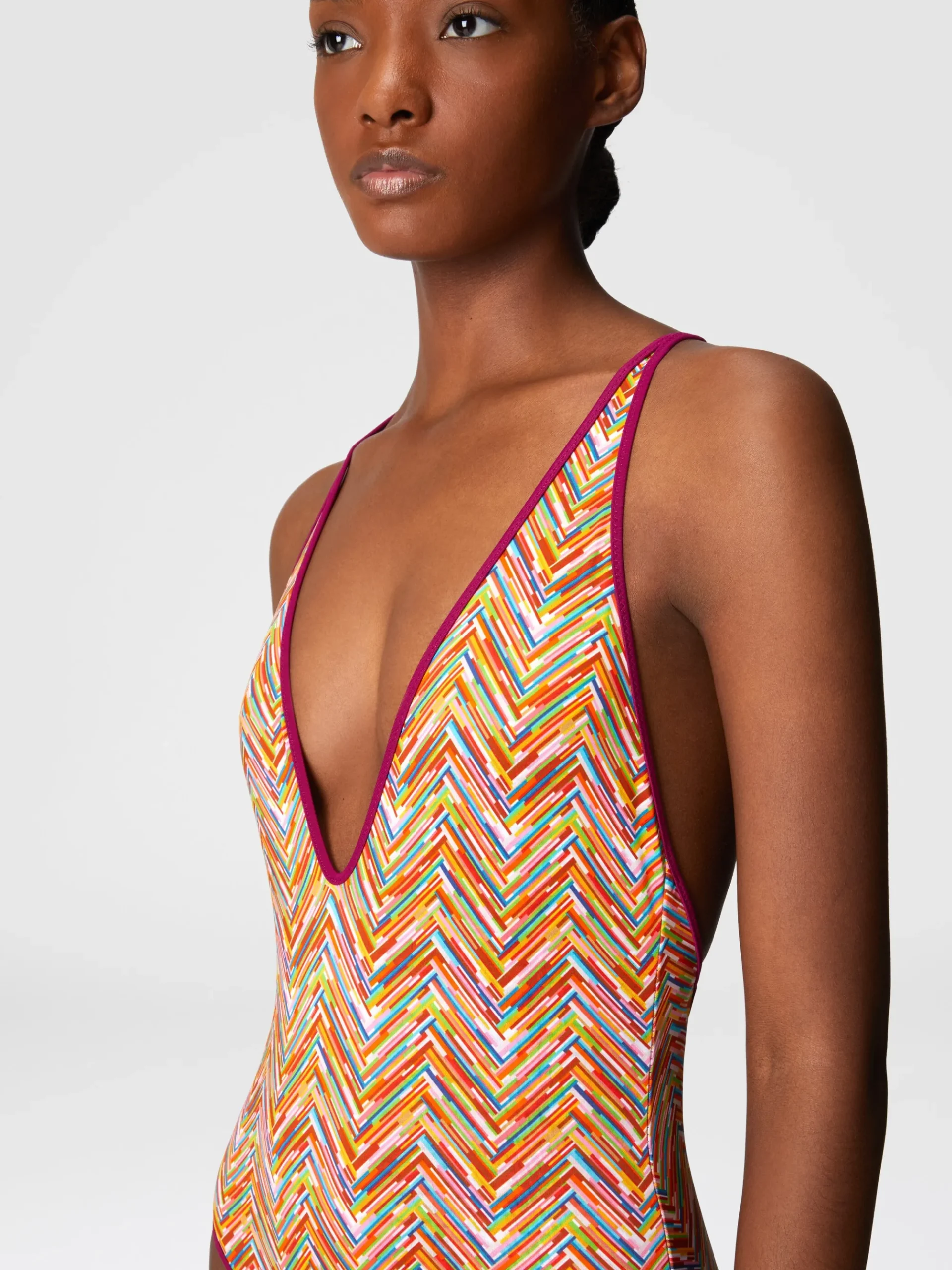 Reversible one-piece swimsuit with print and V-neck