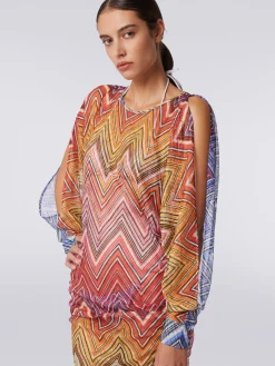 Short cover up dress in zigzag print fabric