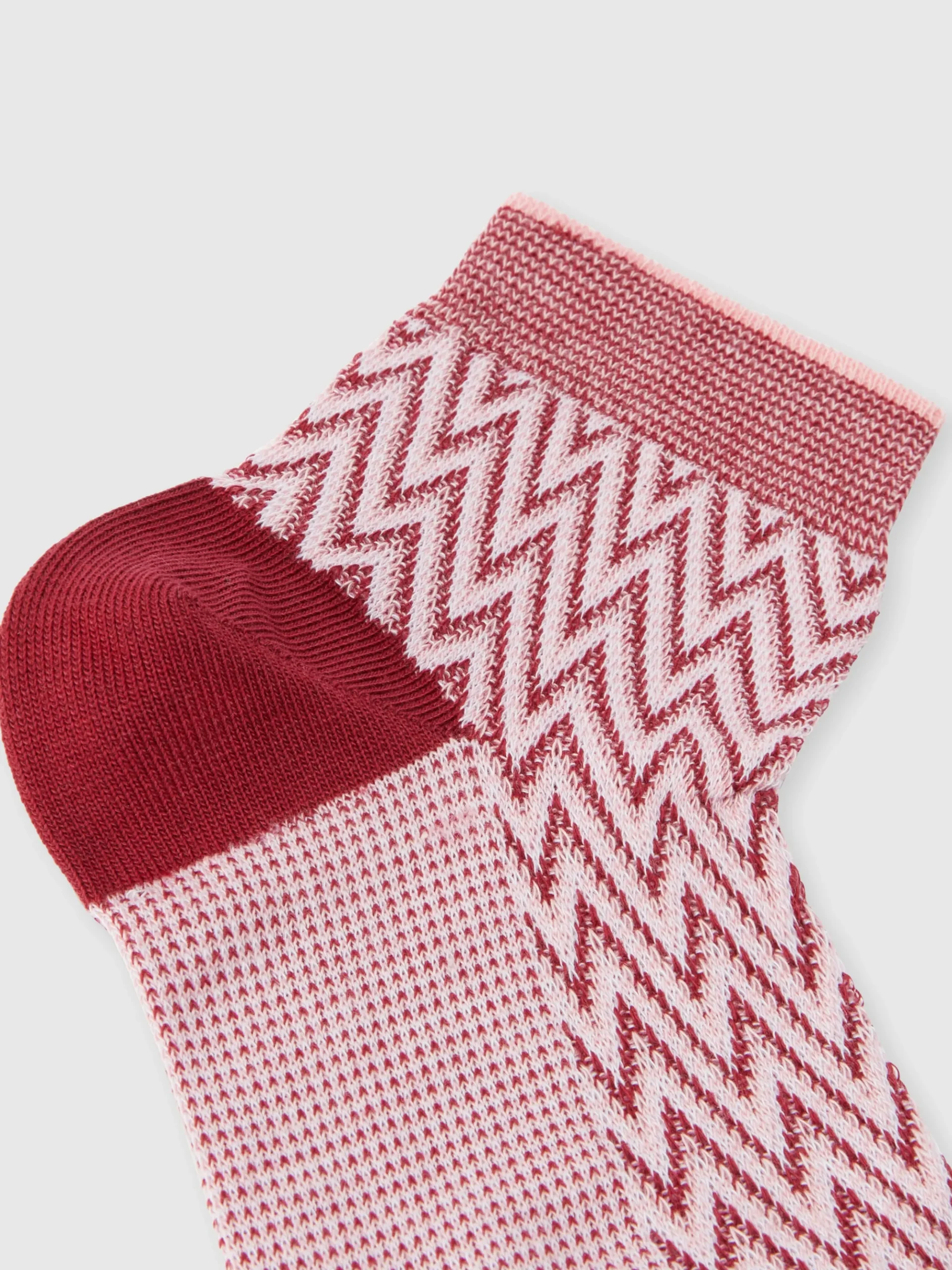 Short zig zag cotton socks