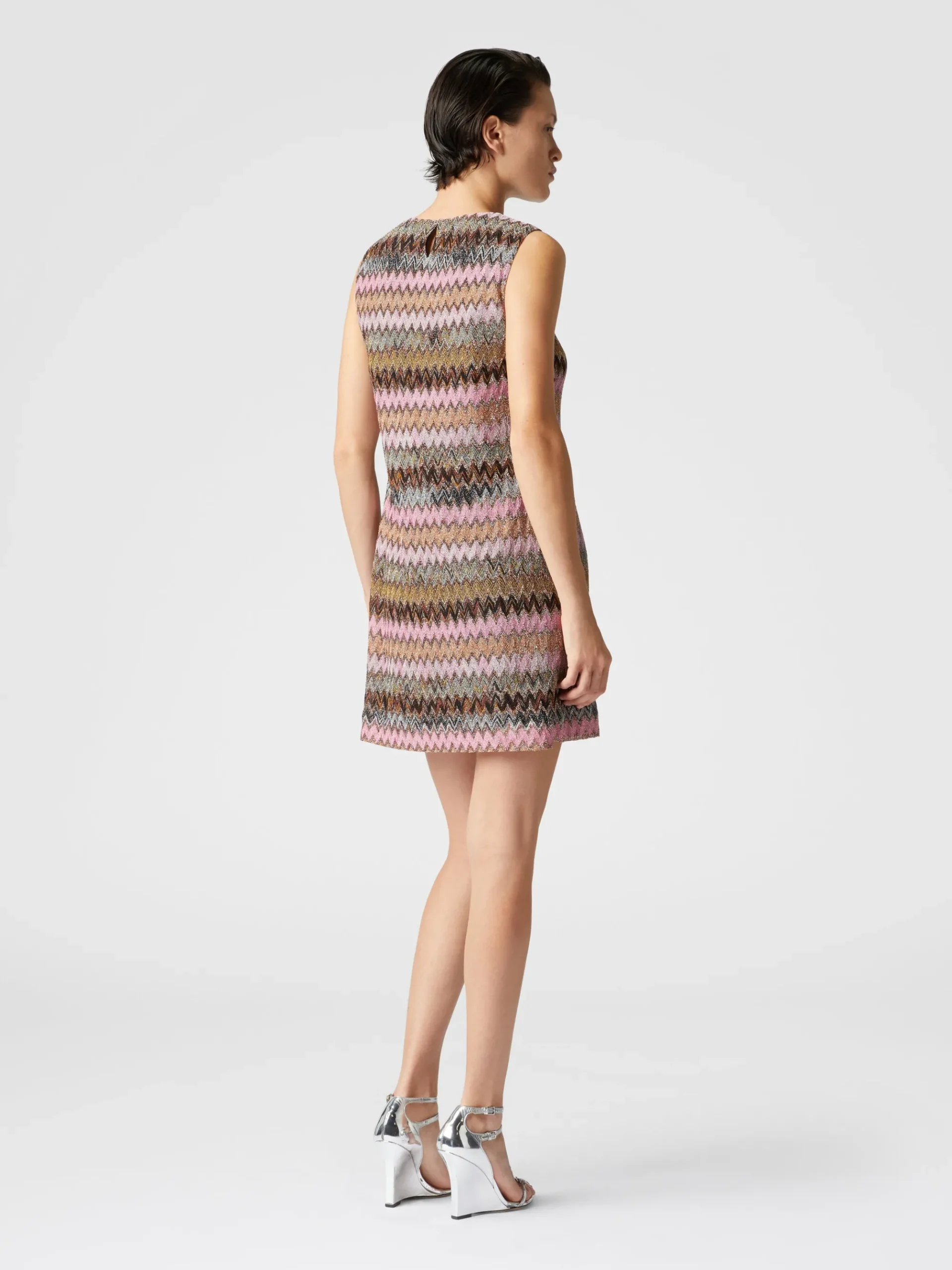 Sleeveless mini-dress in zig zag lamé viscose
