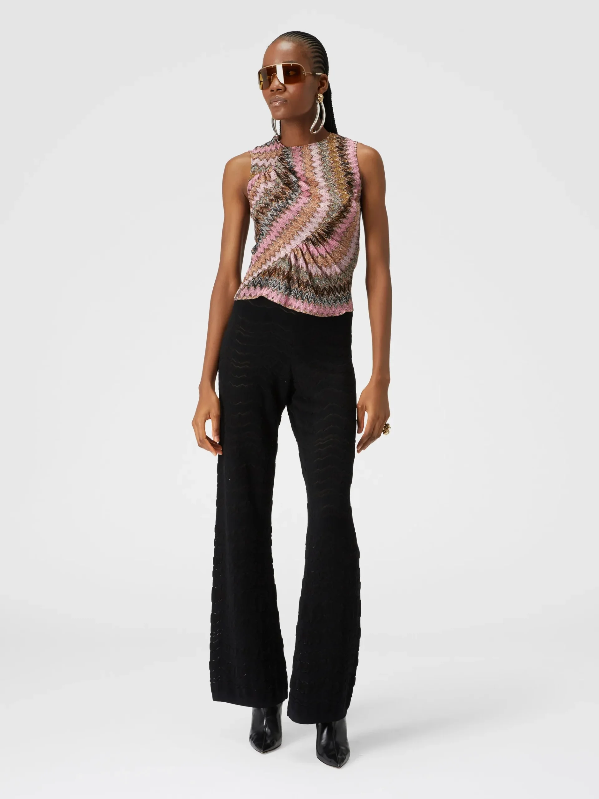 Sleeveless top in zig zag lamé viscose blend