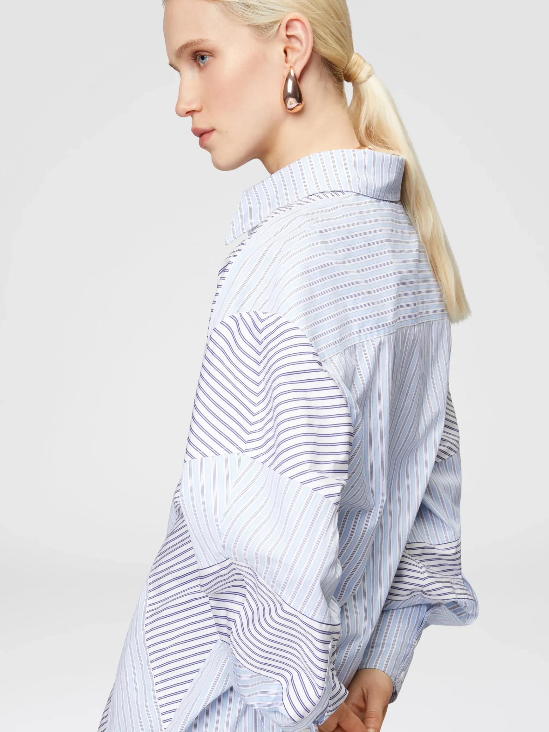 Striped cotton poplin shirt with wide sleeves