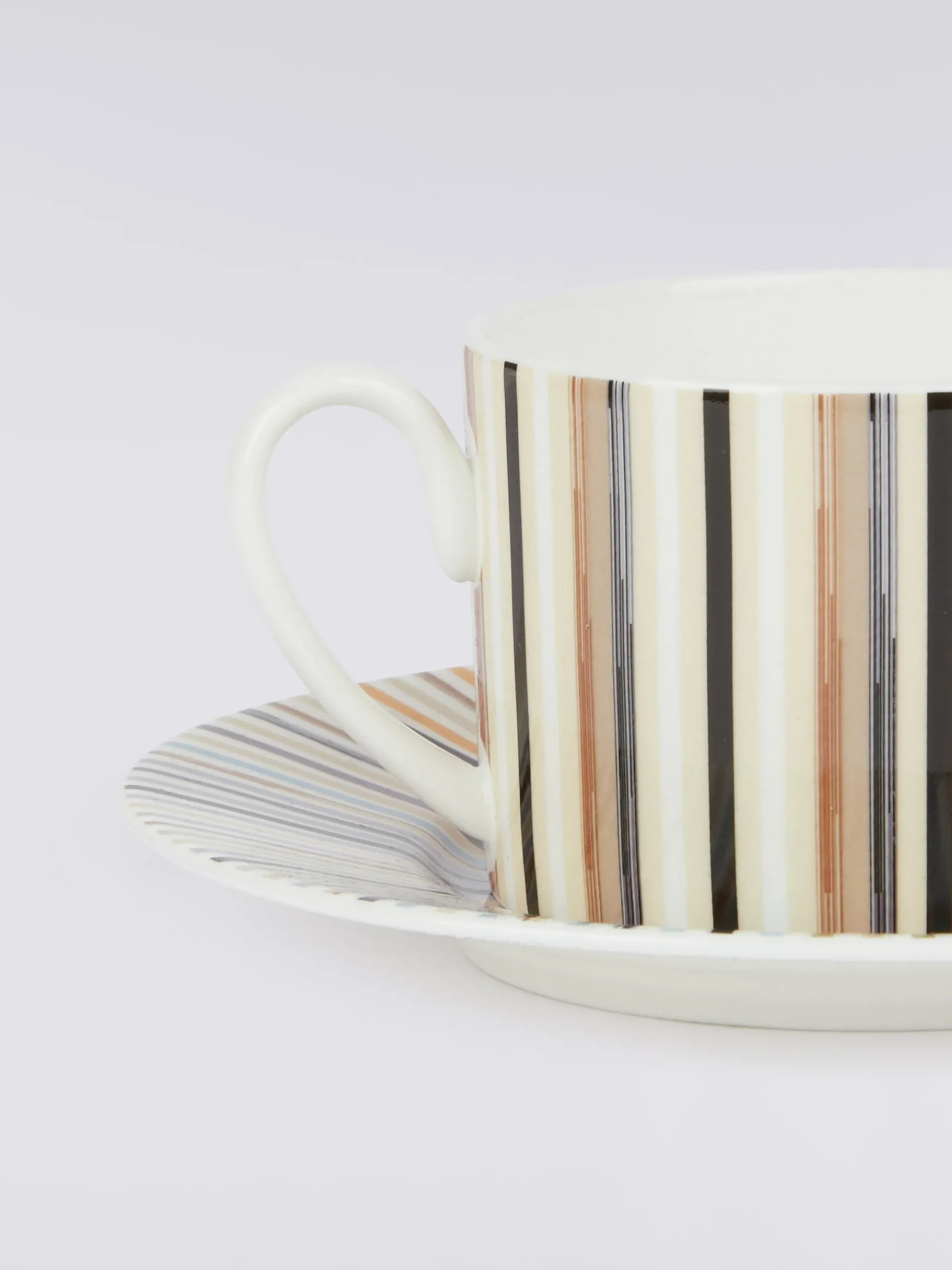 Stripes Jenkins Set of 6 tea cups & saucers