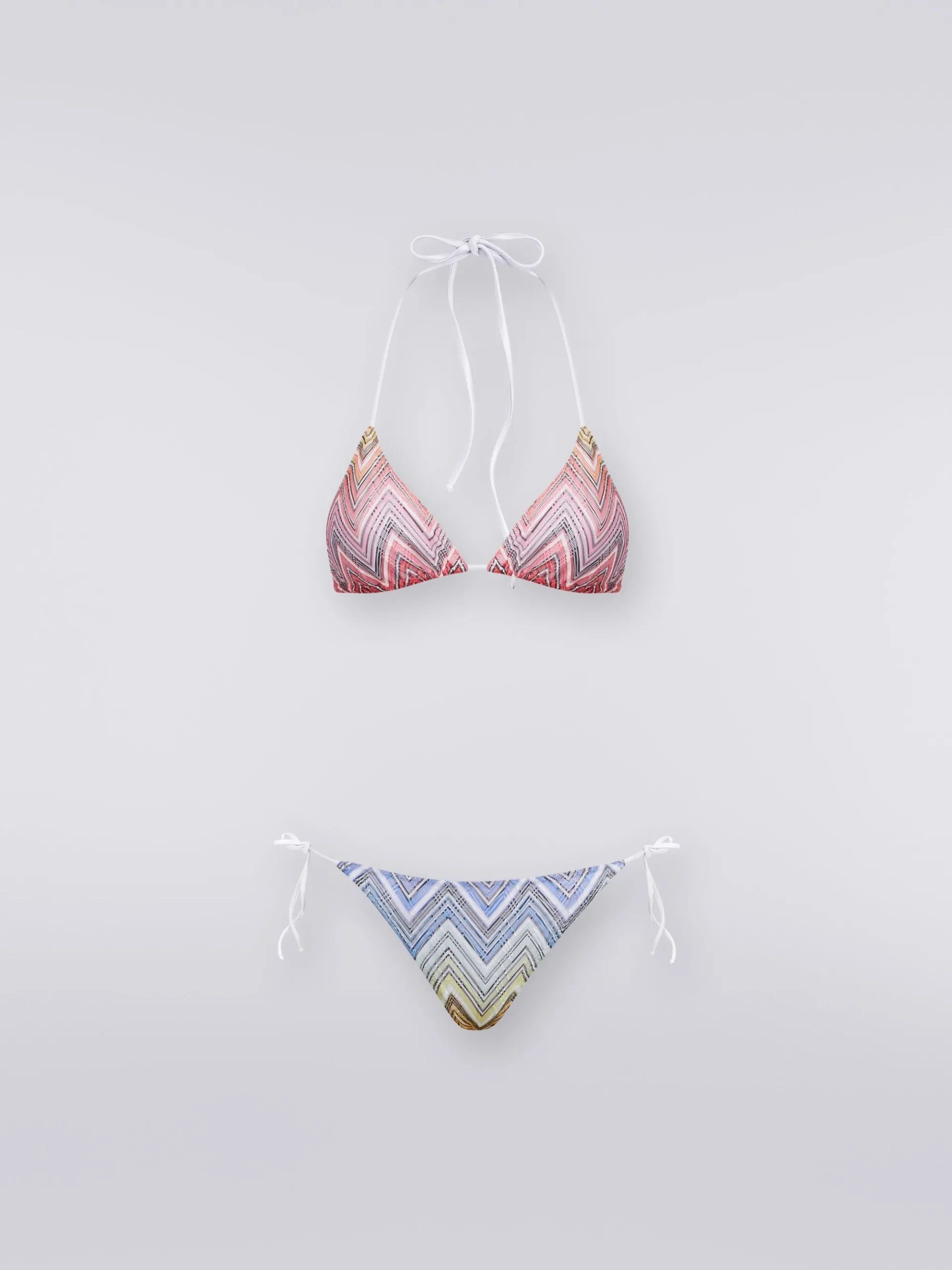Triangle bikini in zigzag fabric