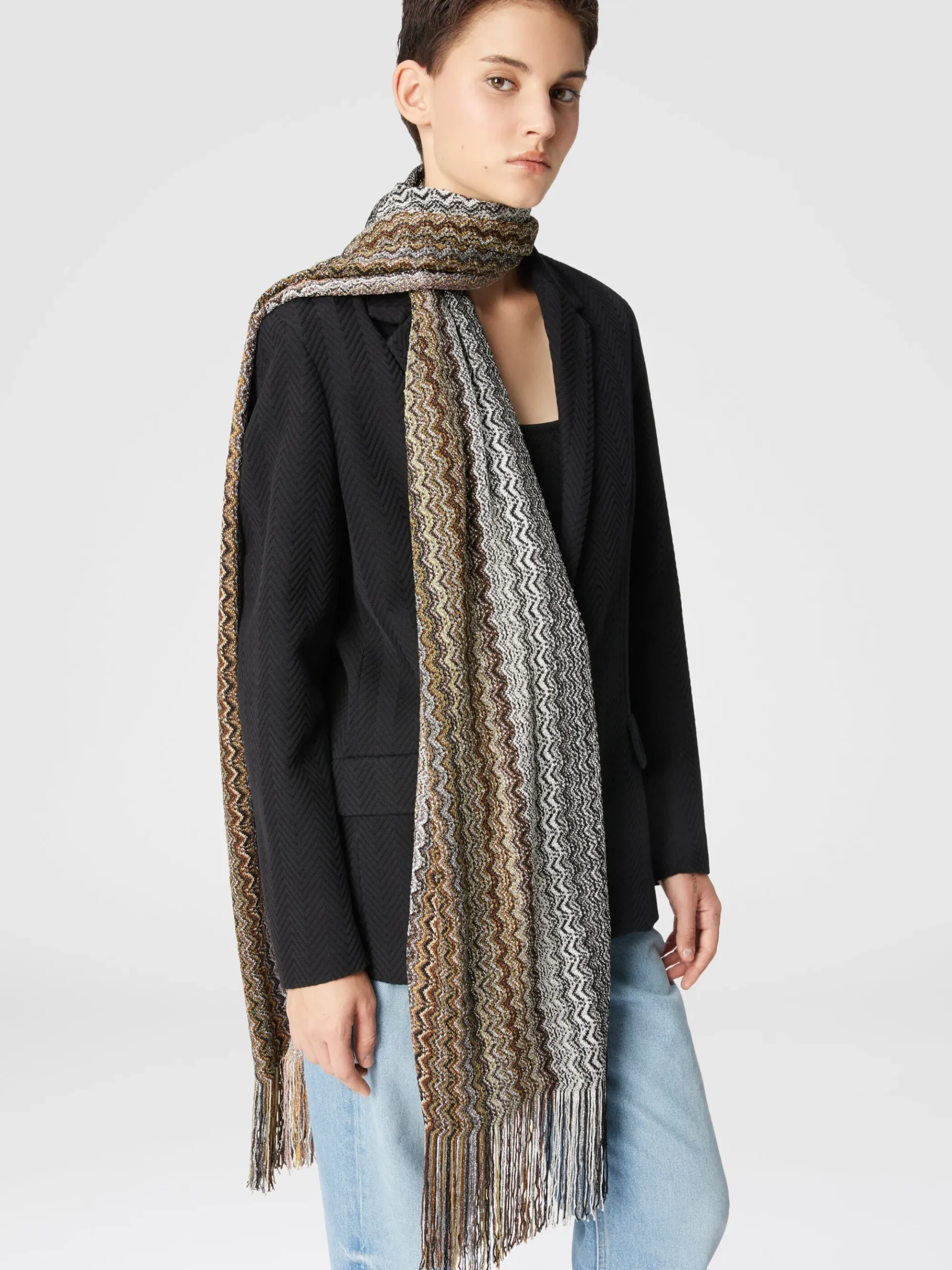 Viscose-blend scarf with fringes