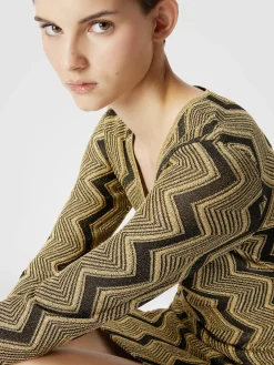 V-neck dress in lamé zig zag viscose