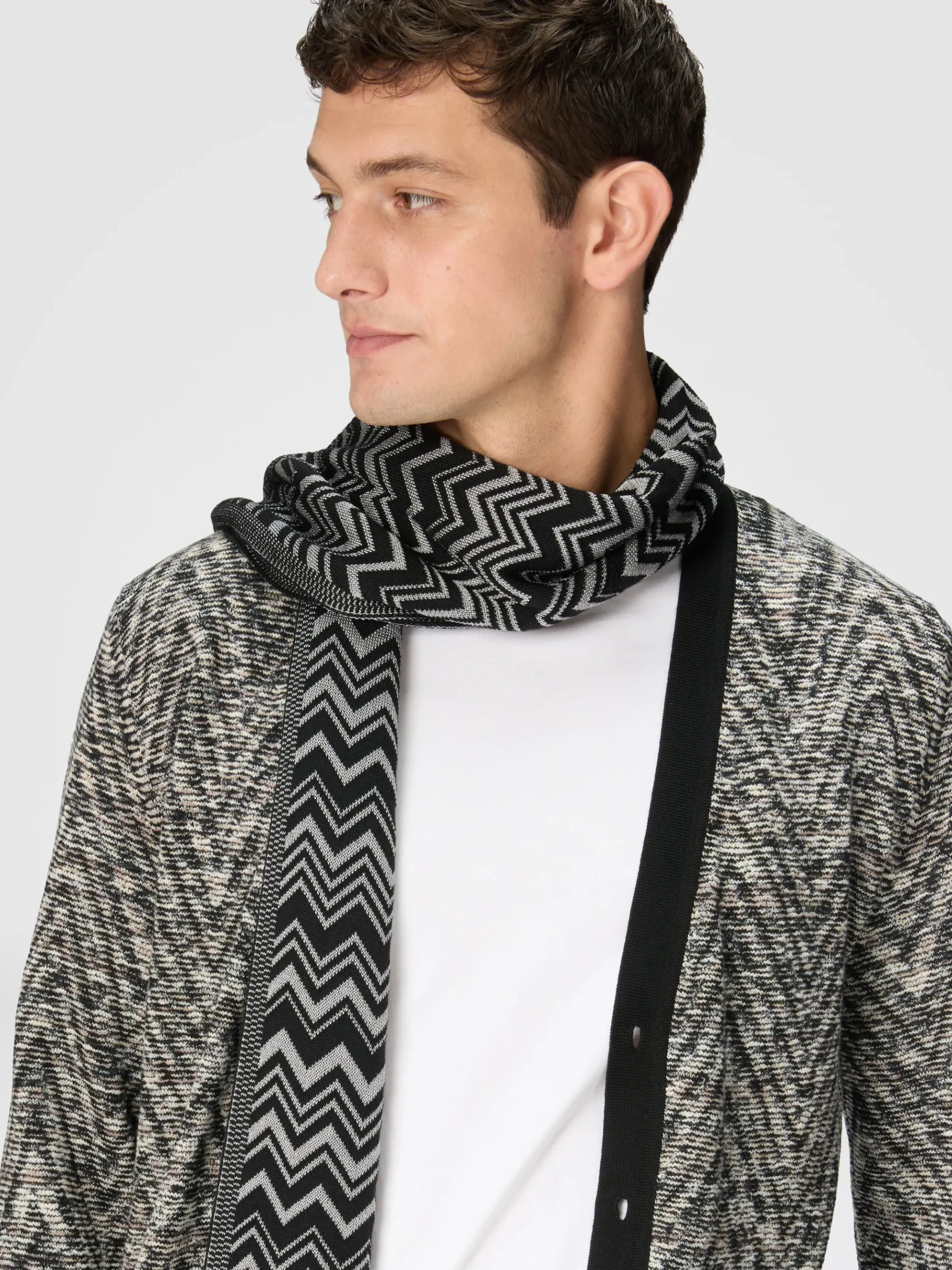 Wool and viscose scarf
