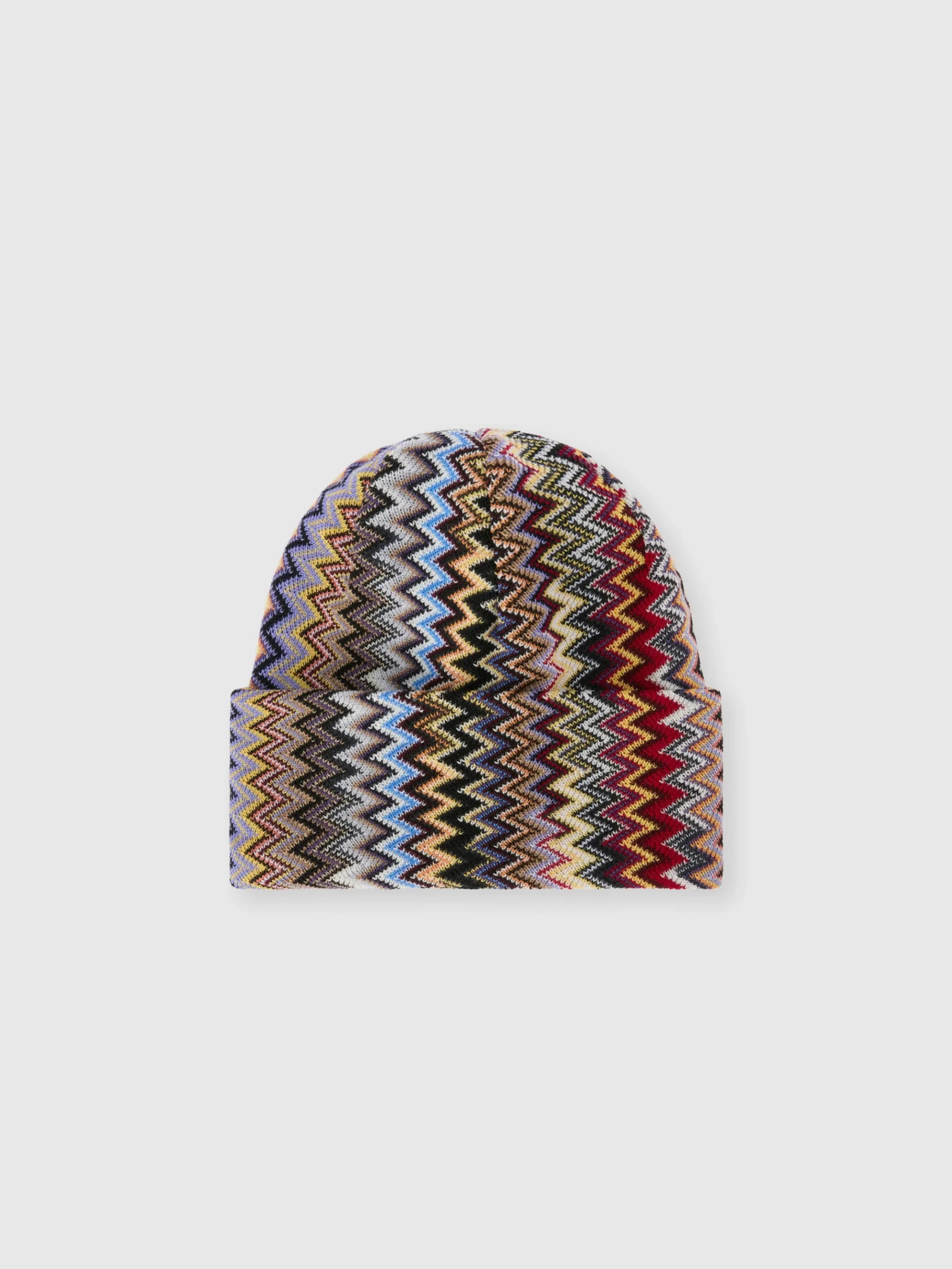 Wool beanie with vertical zigzags