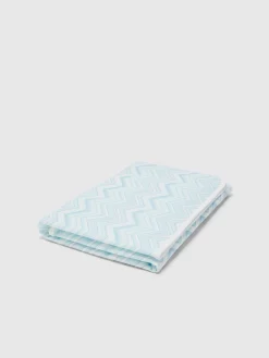 Zig zag stretch cotton blanket with logo lettering
