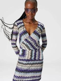 Zig zag viscose dress with V-neckline