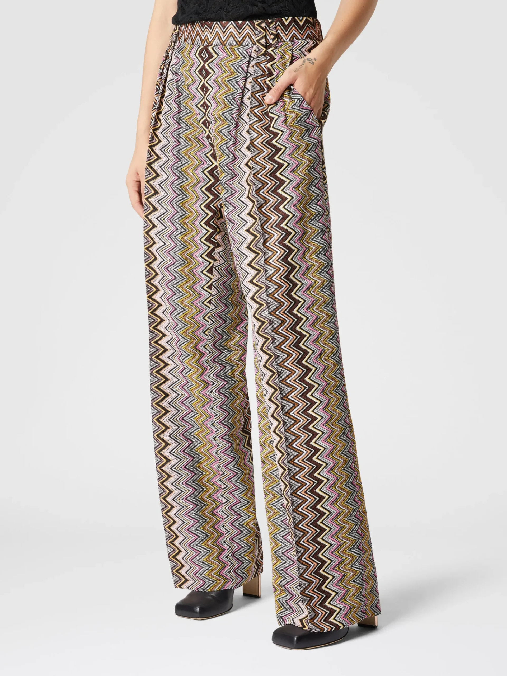 Zig zag viscose trousers with pleats