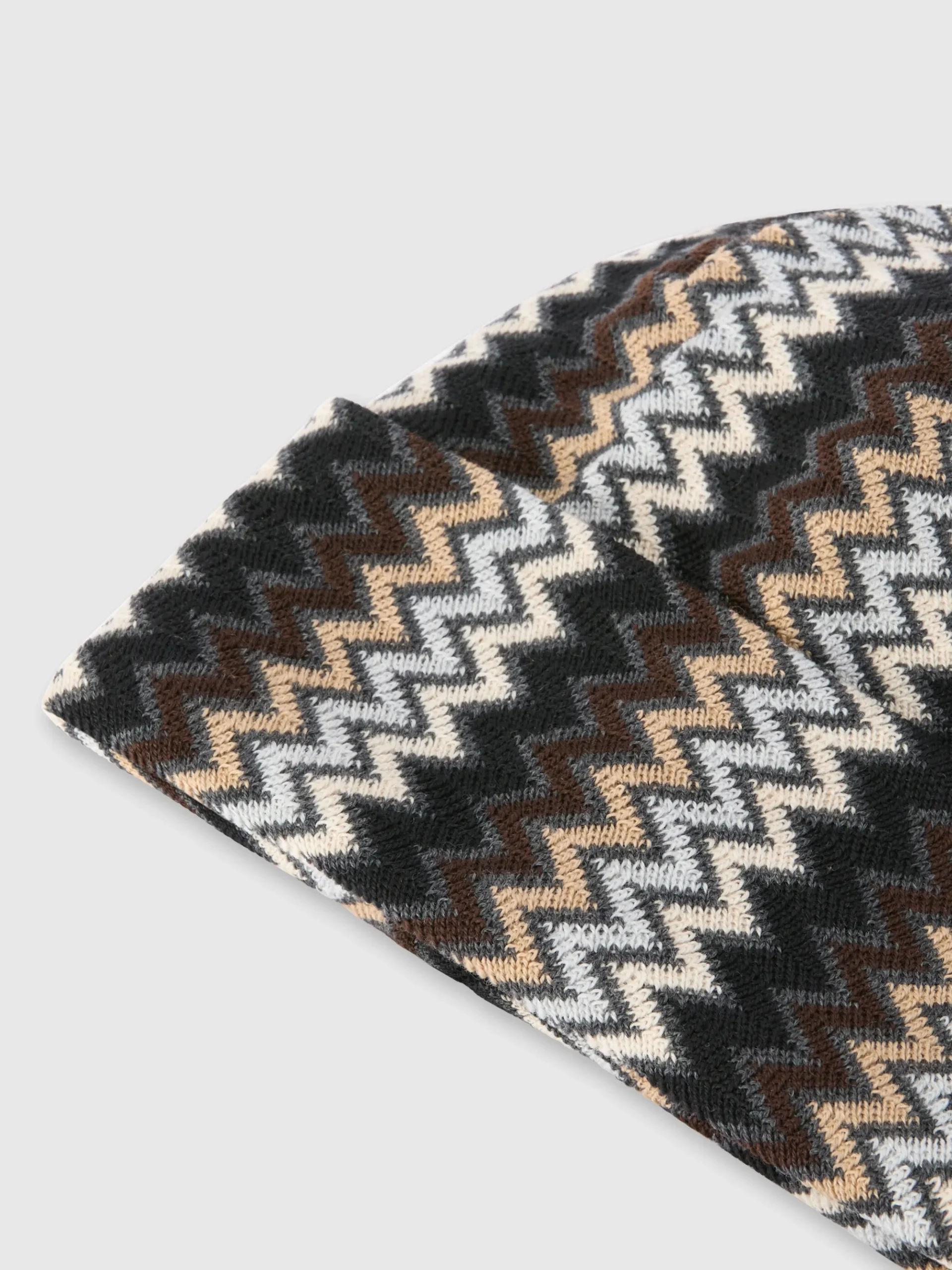 Zig zag wool beanie
