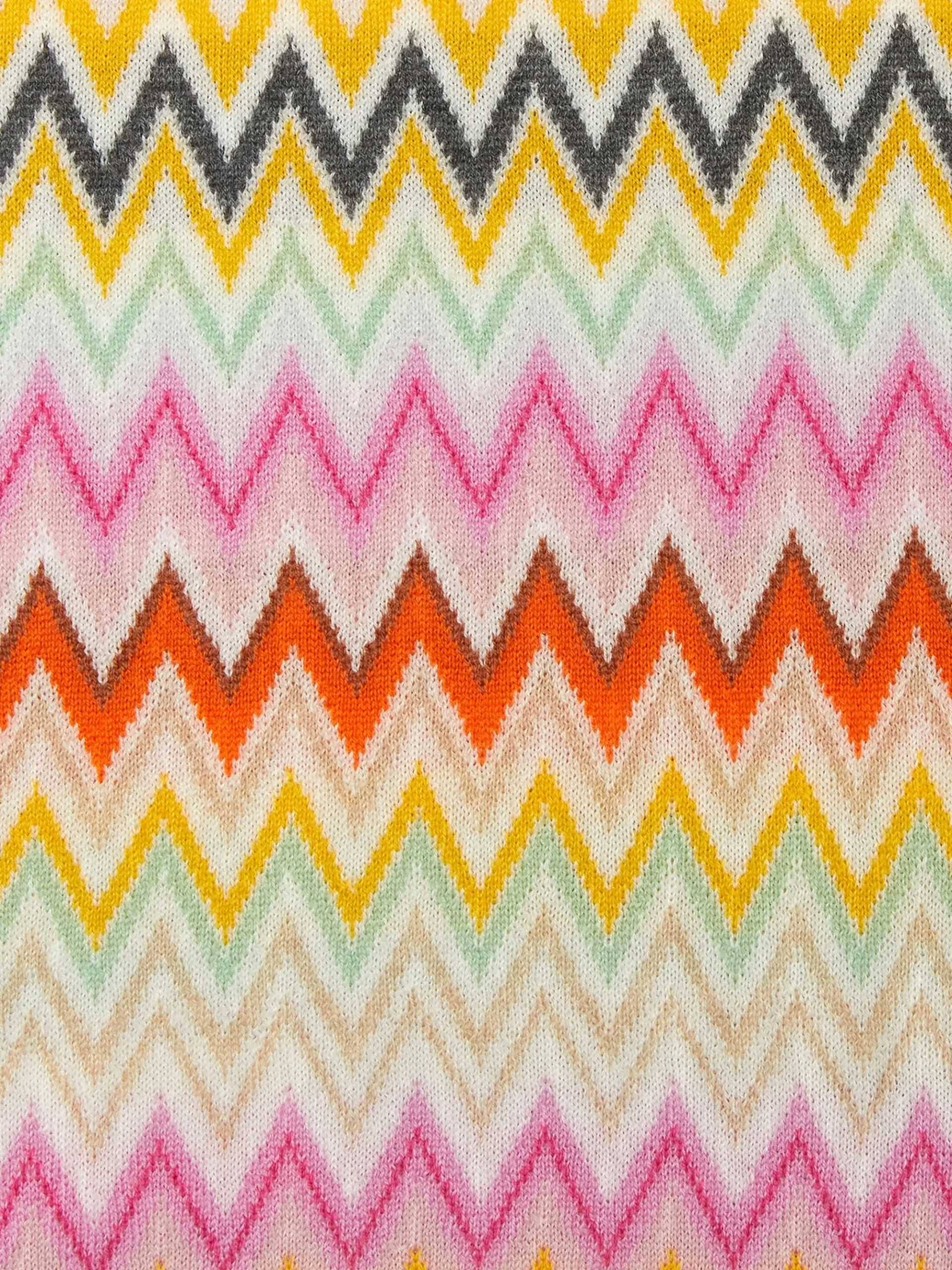 Zig zag wool scarf with logo appliqué
