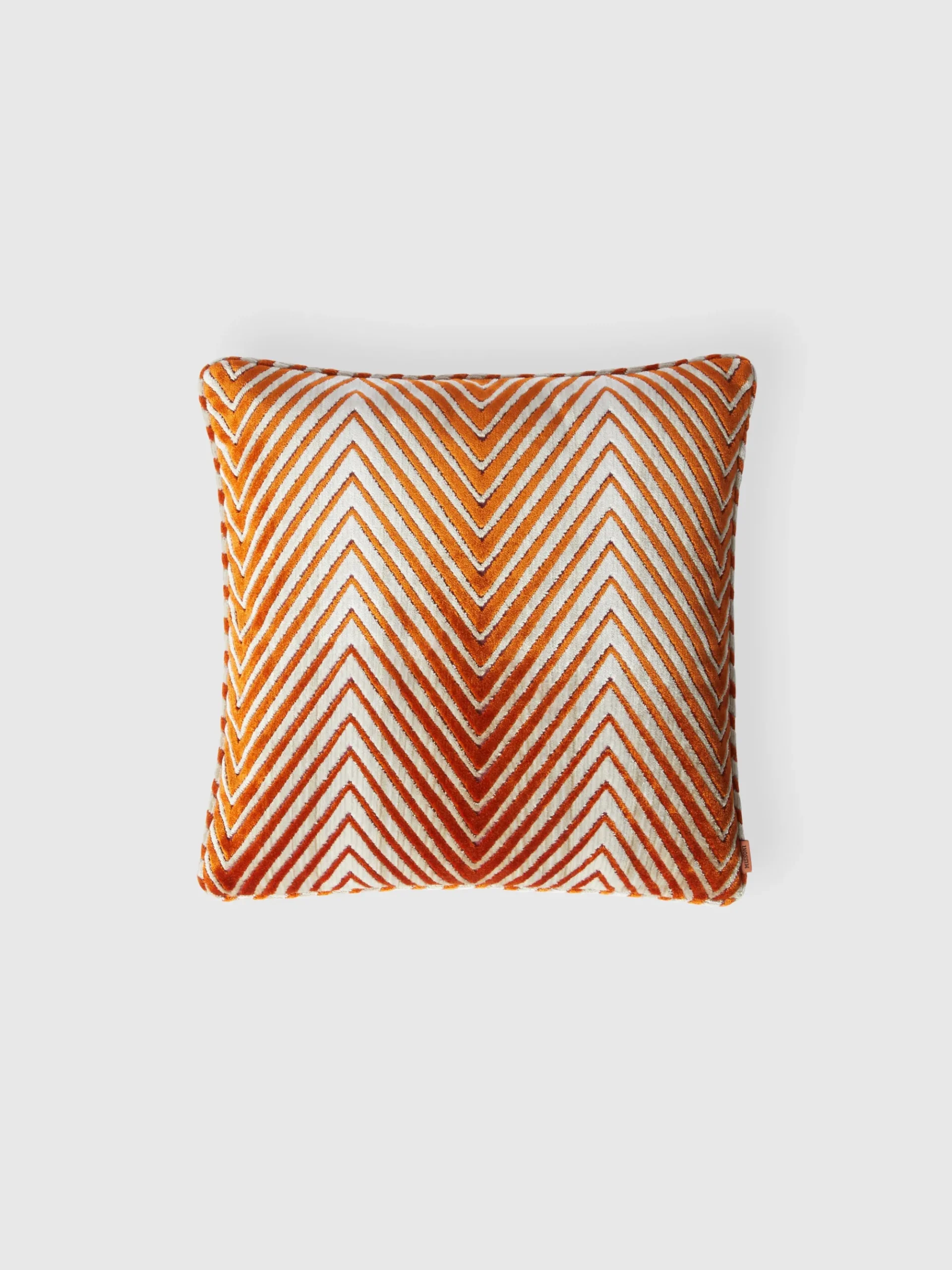Ziggy 40x40 cm viscose blend zigzag cushion