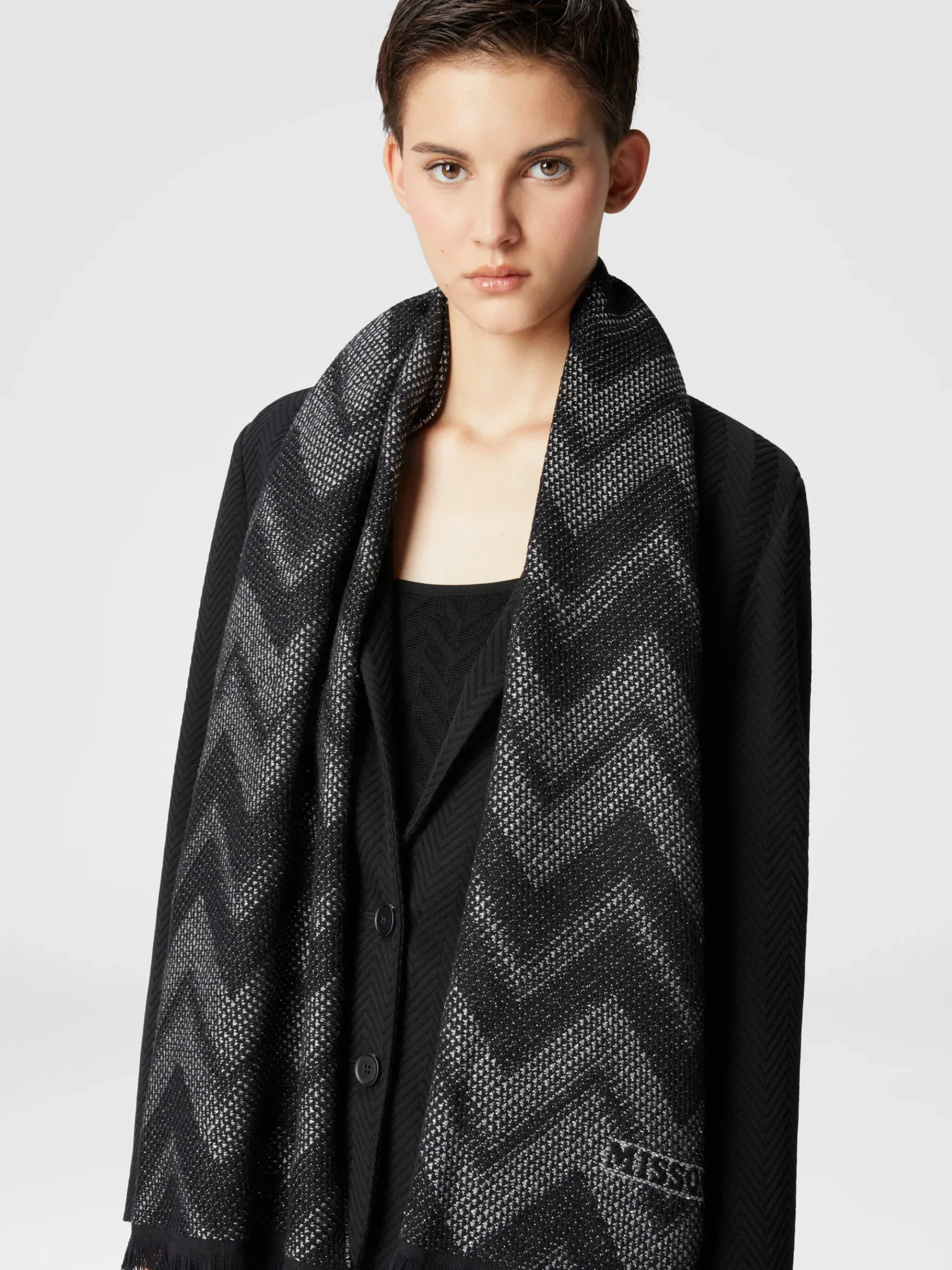 Zigzag wool stole